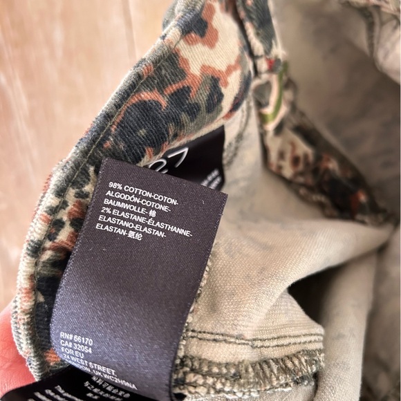 Anthropologie Pilcro Camouflage Corduroy High Rise Skinny Pants - Picture 7 of 7